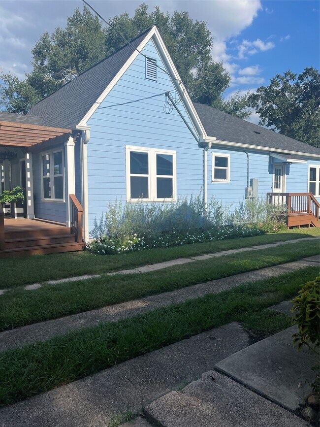 Photo - 803 Austin St