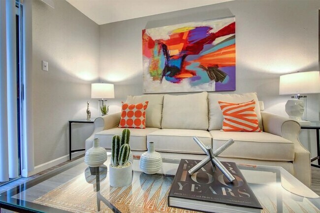Building Photo - 2701 W Bellfort Ave Unit 1004 Rental
