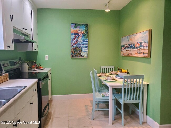 Photo - 216 Broadview Dr