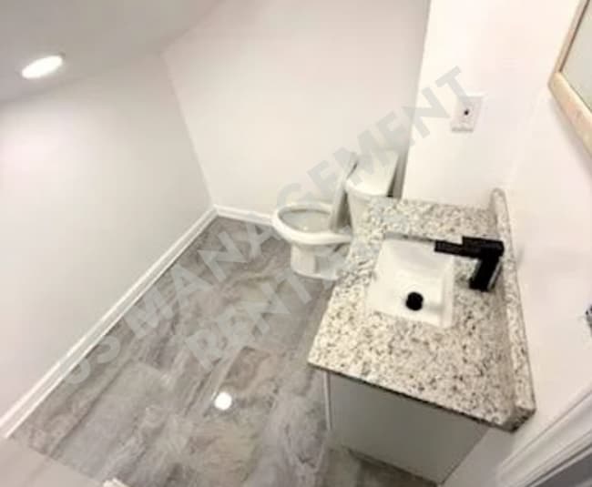 Photo - 1100 Harrison Ave Unit 2