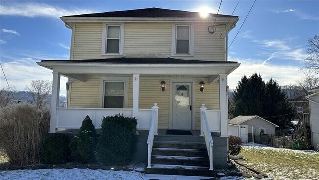 Building Photo - 186 Idabelle Ave Rental