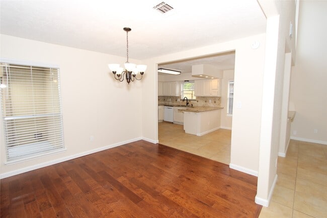 Photo - 2731 Colony Dr