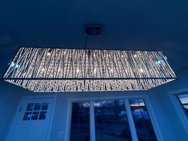 Photo - 595 Kingfisher Cir