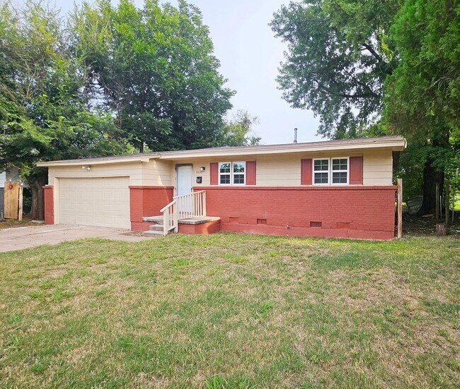 Photo - Beautifully Renovated 4 Bed