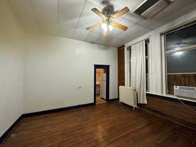 Photo - 112 W McPherson Unit 1