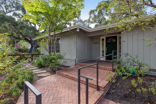 Photo - Charming 3-Bedroom Home with Office in desirable Old Palo Alto neighborhood Avail Feb 7th