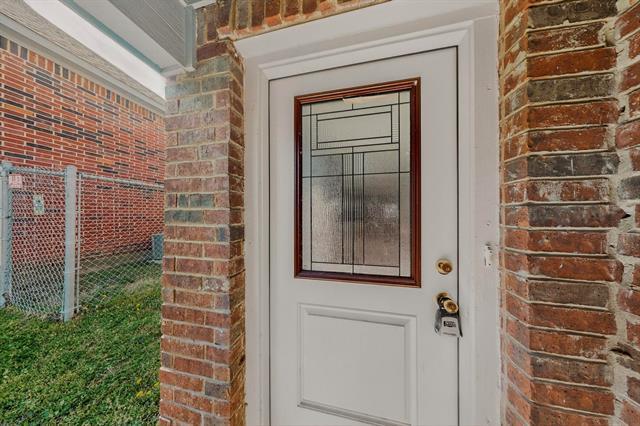 Photo - 926 Binbrook Dr