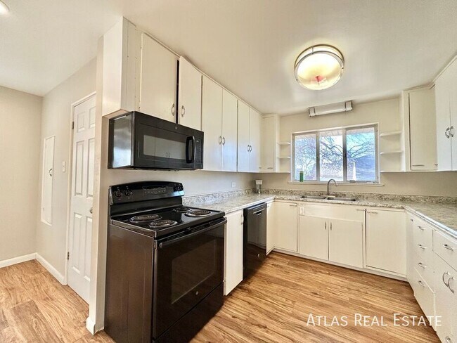 Photo - 2353 S Sherman St Unit A