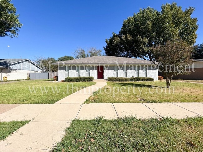 Building Photo - 1700 Charlottesville Dr