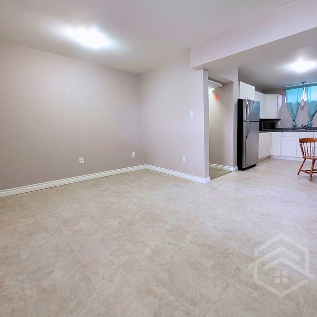 Photo - 1-Bedroom Basement Apartment in Tillsonburg!! Unité 6
