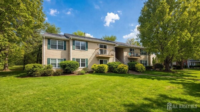 Building Photo - 161 Applegate Ln