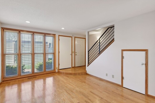 Photo - Edina Townhome w/ Pool!