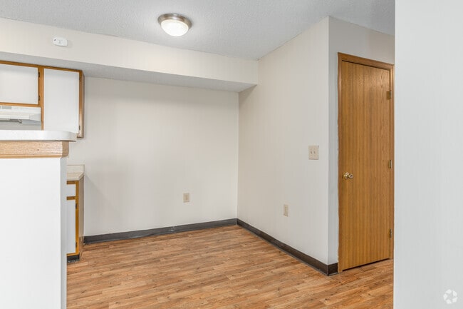 Dining area near the kitchen at River Valley Apartments.Dining area near the kitchen at River Valley