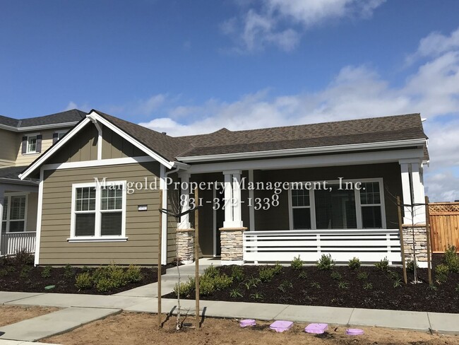 Building Photo - Stunning 3 Bed 2 Bath Home in East Garriso...