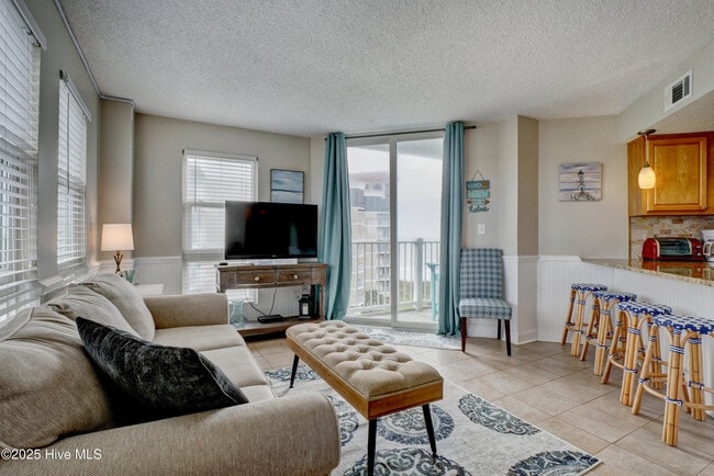 Building Photo - 2000 New River Inlet Rd Unit 1414 Rental