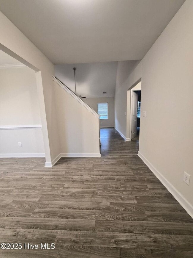 Photo - 616 Riggs Rd