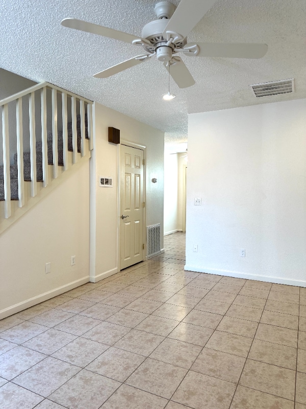 Photo - 1370 Oakland Ave