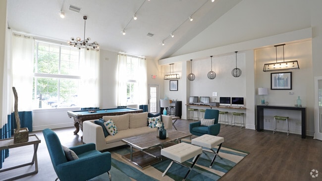 Interior Photo - Aventura Oak Mountain Rental