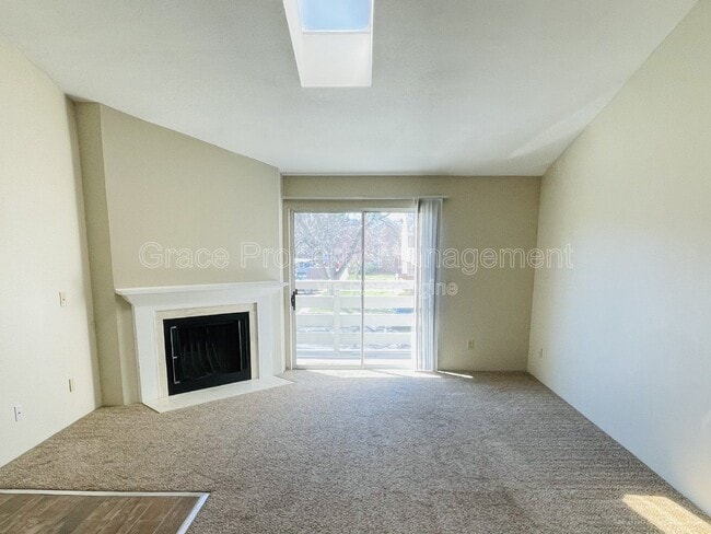 Photo - 3318 S Ammons St Unit 203