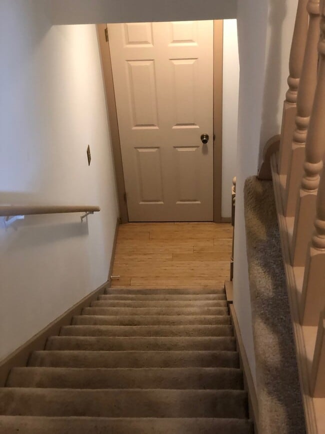 Photo - Cozy 2-bedroom Townhome on 935 West Whitehall