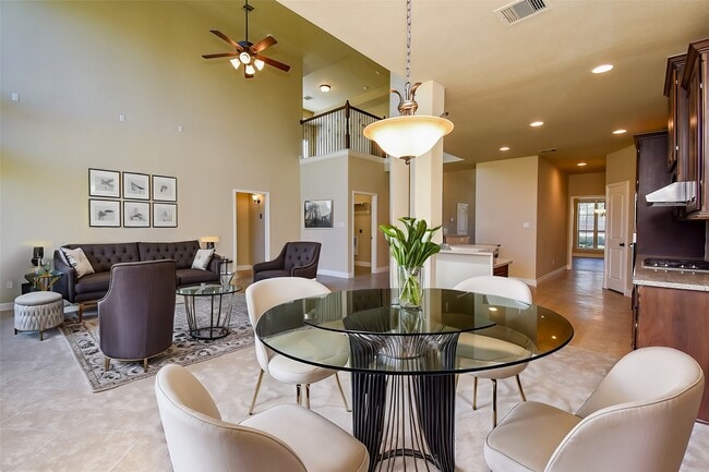 Photo - 2530 River Ridge