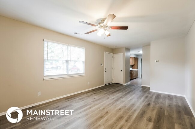Photo - 907 Gatewood St