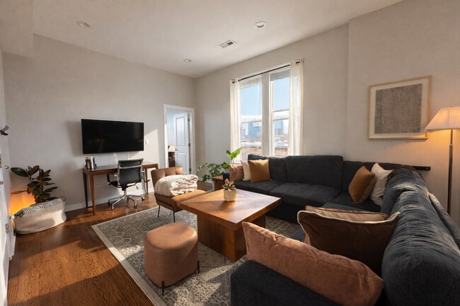 Photo - 736 N Throop St Unit SI ID1514880P