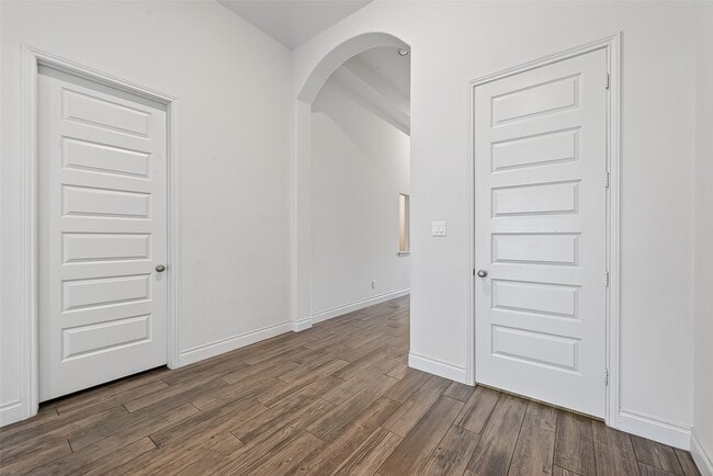 Photo - 18202 Nisbet Crossing