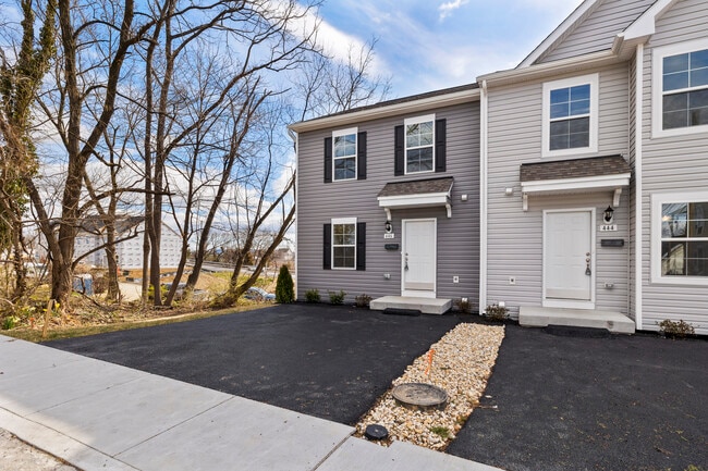 Photo - Burhans Village