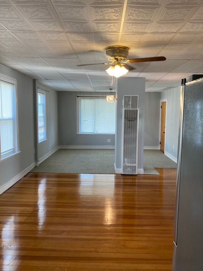 Photo - 56 Howland St Unit 2nd floor