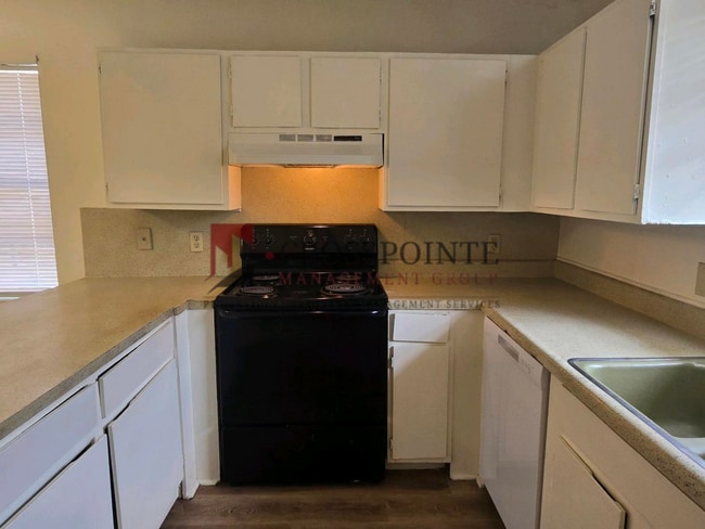 Photo - Coming Soon! Cozy 3 Bedroom Unit!