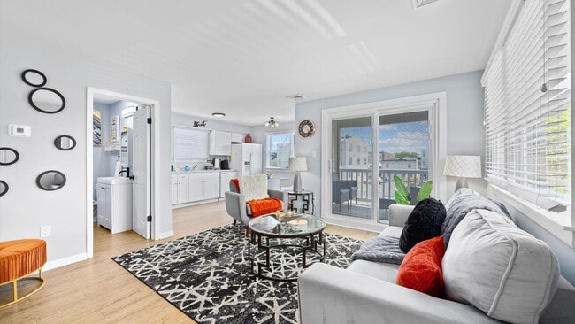 Photo - 714 West Ave Unidad ID1309009P