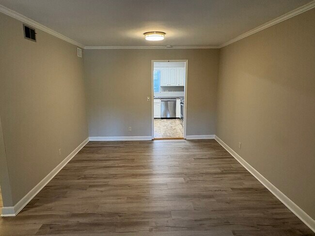 Photo - 126 Jefferson Pl