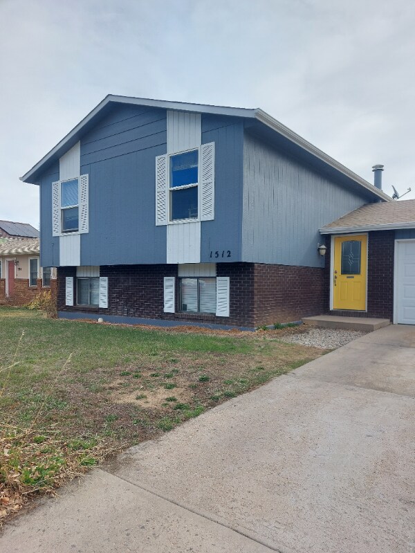 Photo - 1512 Wildwood Ct House