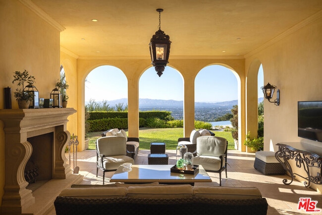 Photo - 13961 Aubrey Rd