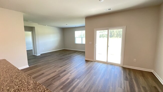 Photo - New build 4 bedroom house in Market Commons