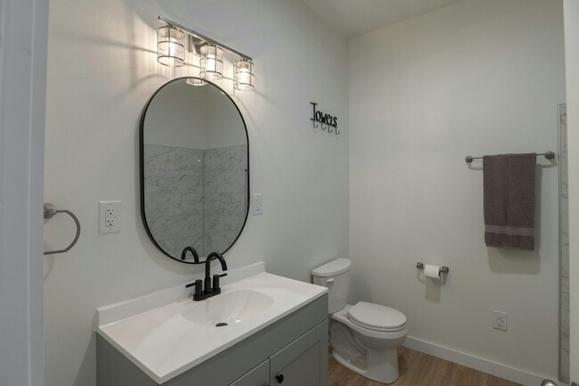 Photo - 1010 9th Ave