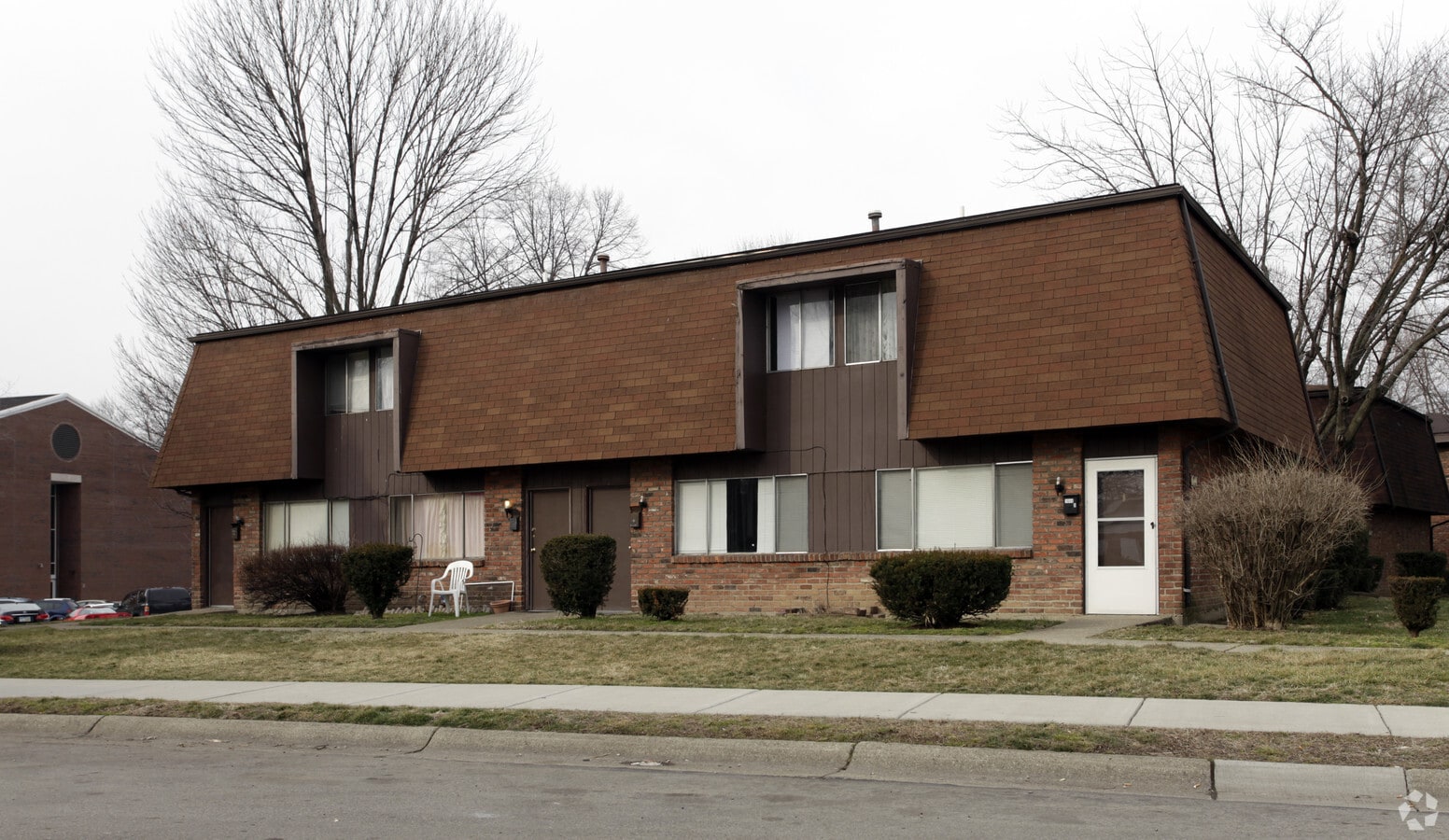 Lamberton Square - Lamberton Square