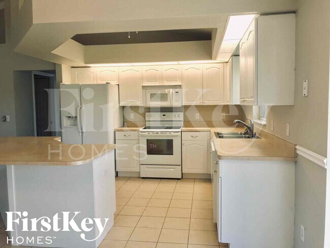 Photo - 3807 25th St SW