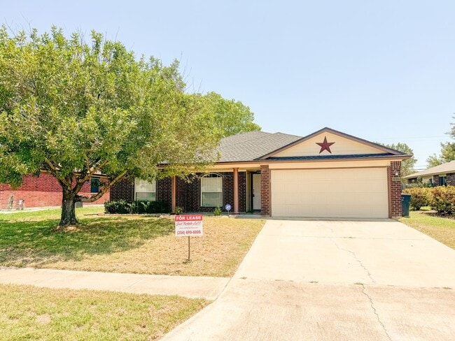 Building Photo - Available NOW!!!! Beautiful 1 story, 4 bed... Rental