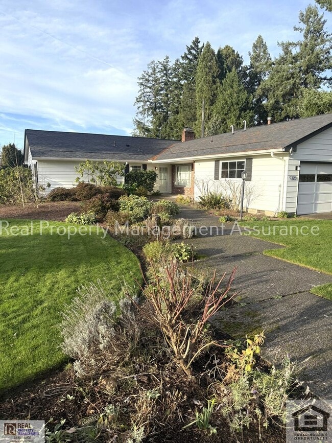 Photo - Attractive 4 bedroom/2 full bath single-level ranch style home