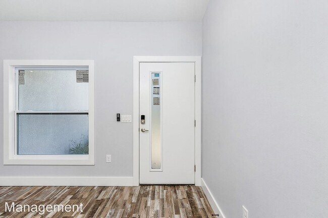 Photo - 3 br, 2 bath House - 710 Bedford Point Avenue