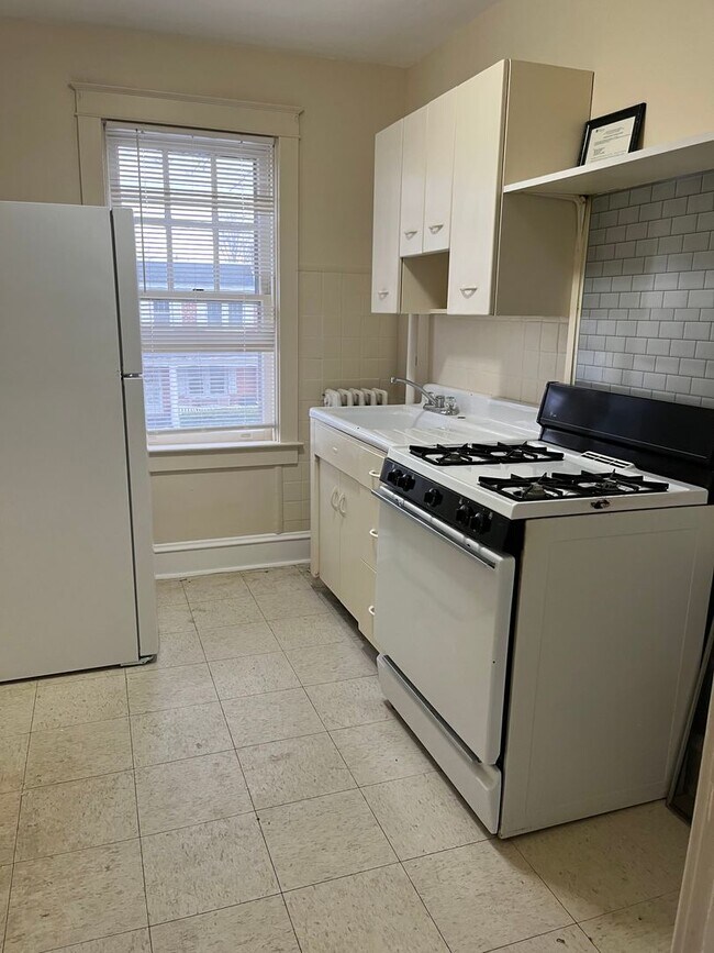 Photo - 729 Third St Unit Apt 2