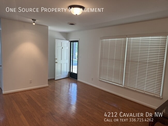 Photo - 4212 Cavalier Dr NW