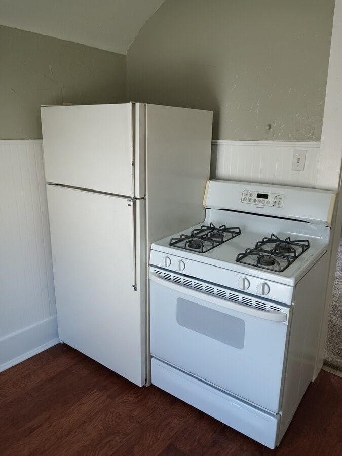 Photo - 435 2nd St Townhome