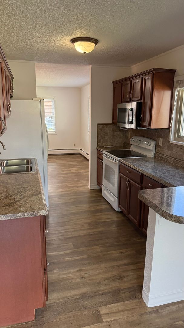 Photo - 3 Bed 2 1/4 Bath Townhome