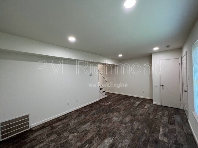 Photo - 1901 Beaver Rd