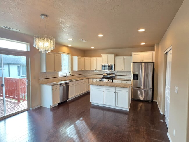 Photo - 2350 NW Hazelwood Ave