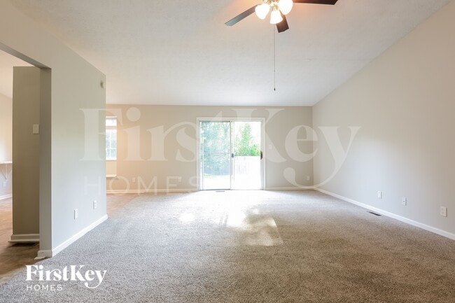 274 Meadow Glen Dr