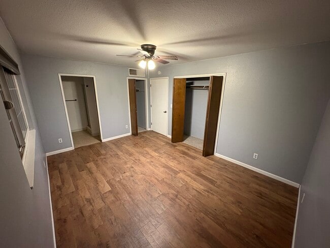 Photo - 20208 Lago St